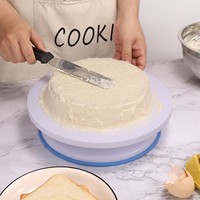 L Stabiler rutsch fester runder Kuchen tisch Kunststoff-Kuchen-Plattenspieler mit dekorativem Ständer DIY-Form-Küchenbackwerkzeug-Set