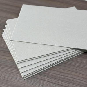 <span class=keywords><strong>Carton</strong></span> gris stratifié/réutilisable résistant à l'humidité et à l'usure de 1 mm, 1,5 mm, 2 mm, 3 mm, 4 mm pour la reliure de livres et la <span class=keywords><strong>plaque</strong></span> de base de boîte aux lettres - Product Image 1