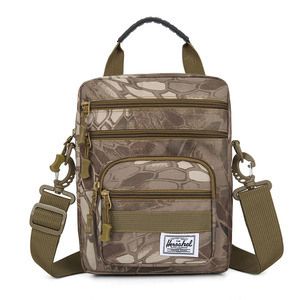 Sac à bandoulière multi-poches pour homme, en nylon imperméable, léger, avec sangle réglable, pour le sport - Product Image 4