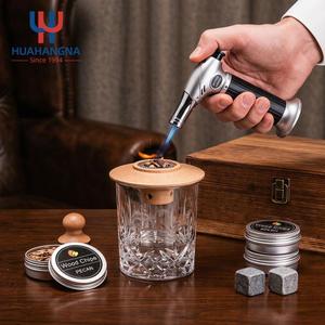 Kit de Ahumador de Whisky con Logotipo Personalizado, Antorcha y Vaso en Caja de Madera, Set de Coctelería para Vendedores Minoristas - Product Image 4