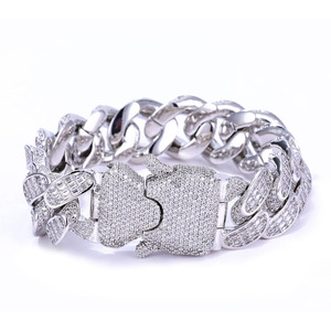 Bijoux Streetwear Urbain Authentique en Vermeil Or Triple Couche, Maillons Baguette Moissanite, Ensemble Sans Soudure en Argent S925, Style Hip Hop Personnalisé Bling B2B - Product Image 6
