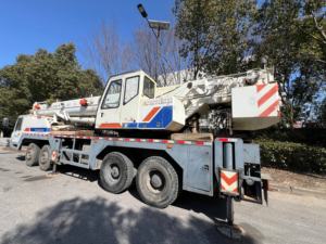 Grue hydraulique sur camion Sany/X-C-M-G/ZOOMLION ZTC550V d'occasion, 55 tonnes, nouvelle grue mobile sur camion de 55 tonnes, bras hydraulique, moteur à vendre - Product Image 2