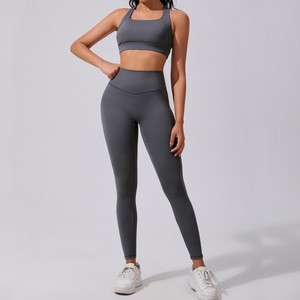 Nouvel <span class=keywords><strong>ensemble</strong></span> de vêtements de <span class=keywords><strong>sport</strong></span> personnalisés pour <span class=keywords><strong>femme</strong></span> : Leggings de yoga, soutien-gorge <span class=keywords><strong>push</strong></span>-<span class=keywords><strong>up</strong></span> et pantalon rehausseur de fesses, couleur unie, vente en gros - Product Image 3