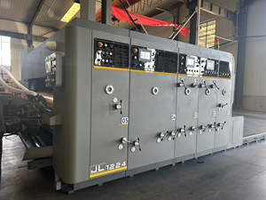 Machine de fabrication de boîtes en carton ondulé entièrement automatique avec imprimante, rainureuse, découpeuse, plieuse et encollatrice pour ligne d'emballage papier - Product Image 5