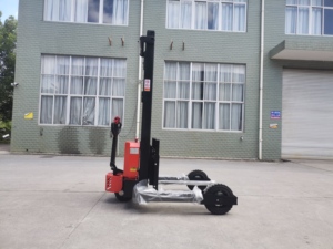 Weliftrich-Apilador todoterreno para todo terreno, 1000kg, 1500kg, apilador eléctrico de 3m de altura de elevación, todo en bruto - Product Image 3