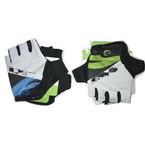 ถุงมือปั่นจักรยานแบบครึ่งนิ้ว G2 สีฟ้าสีเขียว สำหรับผู้ใหญ่ 男女 ใช้ได้ ลดแรงกระแทก เหมาะสำหรับกิจกรรมกลางแจ้ง ฟิตเนส และขี่จักรยาน - Product Image 5