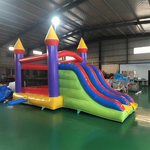 Château gonflable combiné 3 tours arc-en-ciel avec toboggan, château gonflable pour enfants à triple piste avec tour violette pour jardin - Product Image 1