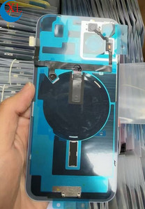 Pièces de réparation de téléphone portable Couvercle en verre de porte de batterie arrière avec câble flexible de lampe de poche NFC pour étui iPhone 16 Pro avec objectif de caméra - Product Image 6