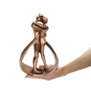 Décoration romantique passionnée embrassant homme et femme Statue Couple Sculpture - Product Image 2