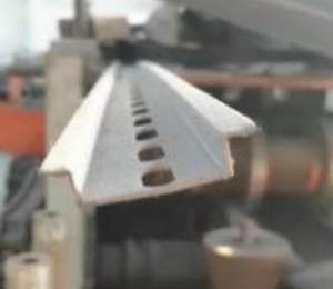 Profilés de fabrication de vis 3 en 1 Presse Système de cloisons sèches <span class=keywords><strong>Cd</strong></span> Ud Machine à double ligne - Product Image 2