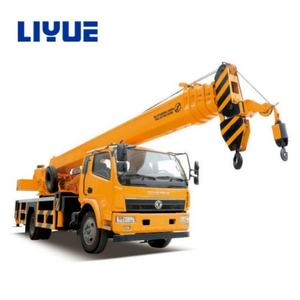 Material de acero al manganeso confiable <span class=keywords><strong>Grúa</strong></span> de camión de 10 <span class=keywords><strong>toneladas</strong></span> con pluma telescópica hidráulica Máquina de construcción conveniente - Product Image 6