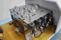 Machine de charpente en acier interchangeable Chine C89 C140 C150 LGS LSF 0,80-1,2 mm pour la construction de maisons préfabriquées