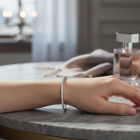 Bracelet jonc certifié en or blanc 14 carats avec de vrais diamants cloutés