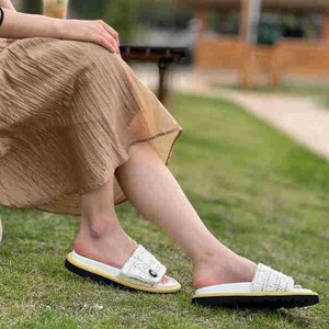 RHOADES 2025 Mocasines de Lujo con Diseño de Camelia, Parte Superior de PU, Sandalias de Verano Cómodas para Mujer con Plataforma, Nueva Tendencia de Moda - Product Image 4