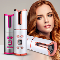Pembuat Curling Iron Nirkabel Otomatis Pengisian Daya USB Tanpa Kabel Penata Rambut Keriting Layar LCD Penunjuk Suhu Pemanas PTC Memori