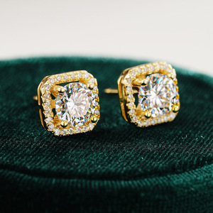 Vendita calda 925 Sterling Silver18K <span class=keywords><strong>oro</strong></span> giallo placcato Vvs 1 carato diamante Moissanite orecchini a bottone di fidanzamento da donna - Product Image 2