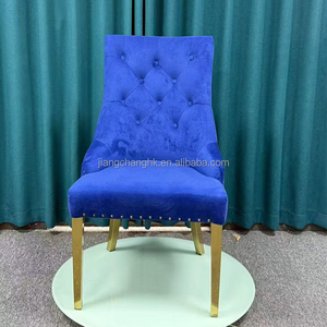 Silla de Banquete Moderna de Terciopelo Azul de Lujo, Silla para Eventos de Boda y Fiestas con Patas Doradas de Acero Inoxidable para Hotel, en Venta - Product Image 1