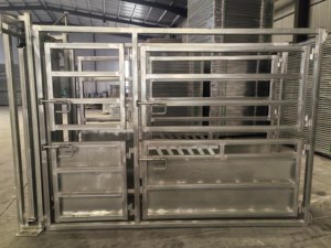 Nuevo Corral de Contención para Ganado de Acero al Carbono Galvanizado en Caliente, Resistente y Portátil, con Báscula y Ruedas - Product Image 1