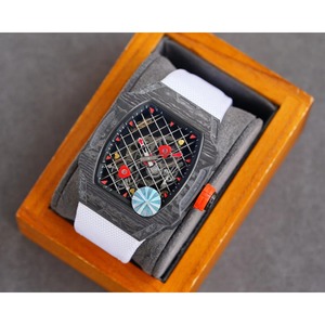 Montre mécanique multifonctionnelle Tonneau en fibre de carbone avec cadran en saphir, bracelet en toile de 24 mm, réserve de marche, étanche 3 ATM, unisexe - Product Image 3