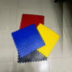 Revêtement de sol de garage en PVC 50*50*0.6cm, écologique, imperméable, antidérapant, design industriel, installation par clic, utilisation en atelier, intérieur - Product Image 1