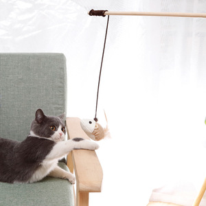 Giocattolo Interattivo per Gatti in Legno Massello con Piuma e Campanello, Bastone per Stuzzicare e Calmare il <span class=keywords><strong>Gatto</strong></span> - Product Image 5
