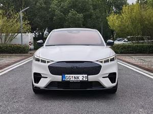 Mustang Mach-E : le SUV électrique qui redonne vie à votre âme. Une légende renaissante, électrifiée. - Product Image 1