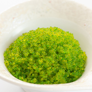 Huevas de Pez Volador Congeladas de <span class=keywords><strong>Perú</strong></span> de Alta Calidad, Colores Vibrantes y Textura Crujiente para una Presentación Premium de Sushi - Product Image 4
