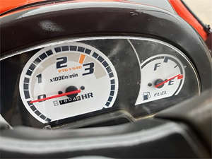 รถตักตีนตะขาบขนาดกะทัดรัด 1 ตัน ปี 2014 ยี่ห้อคูโบต้า รุ่น B26 ประสิทธิภาพแรงขับสูง ระบบไฮดรอลิกไหลแรง พร้อมหัวขุด - Product Image 4