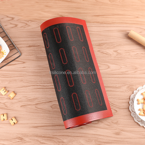 <span class=keywords><strong>Tapis</strong></span> <span class=keywords><strong>de</strong></span> <span class=keywords><strong>cuisson</strong></span> en silicone <span class=keywords><strong>micro</strong></span>-<span class=keywords><strong>perforé</strong></span> premium multi-usages 40*60cm, simple face, antiadhésif, pour feuilletés et pâtisseries, pour four - Product Image 4