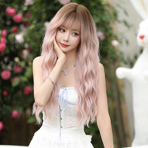 American Lolita Cosplay onda de agua resistente al calor <span class=keywords><strong>pelo</strong></span> <span class=keywords><strong>ondulado</strong></span> peluca sintética pelucas rosas largas <span class=keywords><strong>con</strong></span> <span class=keywords><strong>flequillo</strong></span> pelucas de cabello humano Natural - Product Image 3