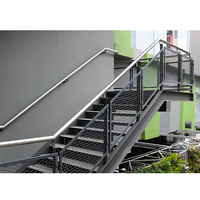 Ventes directes des fabricants de structures en acier pour entreprendre une ingénierie personnalisée de plate-forme d'usine d'escalier en acier