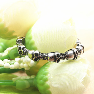 European American Style <b>Titanium</b> Steel Skull <b>Ring</b> Retro Punk Unisex Jewelry Gift Silver Color - Product Image 2