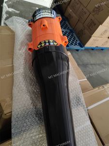 Juego de Herramientas Multifunción Profesional de Alta Calidad de 52cc, Desbrozadora, Recortadora de Césped, Cabezal de Soplador - Product Image 3