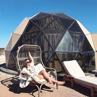 Dôme géodésique en verre trempé triangulaire personnalisé en gros pour la décoration moderne de salon et de chambre à coucher