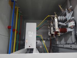 Dispositivo di compensazione della potenza reattiva dinamica ad alta tensione per prodotti <span class=keywords><strong>MV</strong></span> & <span class=keywords><strong>HV</strong></span> - Product Image 5