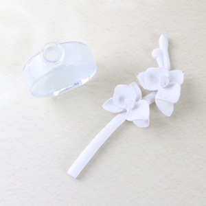 Ambientador de aire perfumado hecho a mano, flor de porcelana de cerámica, botella de vidrio de 100ML, fragancia aromática para el hogar, difusor de caña de aceite esencial - Product Image 2