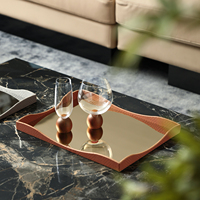 Plateau miroir moderne de luxe élégant en forme de vague, en métal et cuir, multifonctionnel, pour service et organisation de coiffeuse, idéal pour le café