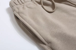 Shorts décontractés pour hommes S22, élégants et raffinés, couleur avoine clair, coupe ample, style urbain, 100% coton, couleur unie, taille élastique, respirants - Product Image 4