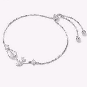 Llavero de tulipán y rosa de nuevo estilo transfronterizo para mujer, diseño de nicho a la moda, con piedra ojo de flor, aleación de zinc galvanizada DANSHUN - Product Image 3