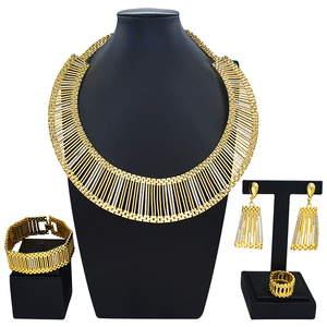 Zhuerrui - Juego de Joyas Italianas de Oro para Mujer, Conjunto de Joyería Fina para Fiesta, Collar Grande de Lujo, HK051422 - Product Image 1