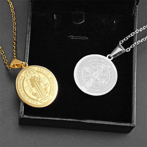 Ciondolo Medaglia Religiosa Rotonda di <span class=keywords><strong>Santa</strong></span> <span class=keywords><strong>Barbara</strong></span> Yiwu Aceon in Acciaio Inossidabile con Immagine Incisa della Vergine Maria con Croce in Mano - Product Image 6