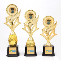 Vente en gros de trophée de football en résine souvenir, meilleure vente