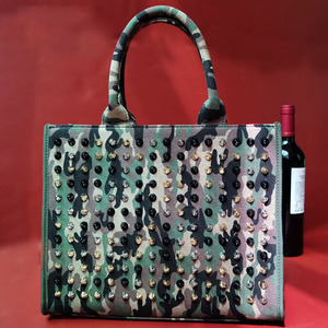 Borsa <span class=keywords><strong>in</strong></span> Tela con Borchie da Donna - Nuova Tendenza 2026 Borsa alla Moda Personalizzata di Grande Capacità - Product Image 2