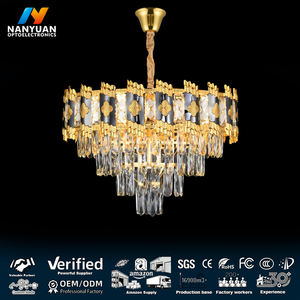 Lámpara Colgante Moderna de Cristal LED Dorado con Diseño de Borlas Escalonadas para Hotel, Villa u Hogar - Product Image 1