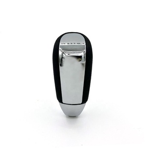 Accessoires <span class=keywords><strong>de</strong></span> voiture Chrome pour Chrysler 300C Bouton <span class=keywords><strong>de</strong></span> galvanoplastie <span class=keywords><strong>Levier</strong></span> <span class=keywords><strong>de</strong></span> tête <span class=keywords><strong>automatique</strong></span> AT Poignées <span class=keywords><strong>de</strong></span> boîte <span class=keywords><strong>de</strong></span> vitesses Pommeau <span class=keywords><strong>de</strong></span> <span class=keywords><strong>levier</strong></span> <span class=keywords><strong>de</strong></span> <span class=keywords><strong>vitesse</strong></span> - Product Image 1