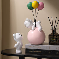 Nouveau 2024 pour la maison ours avec ballons résine ours ballon résine sculpture table sculpture déco