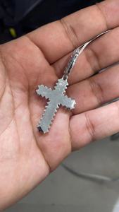 Pendentif Croix en Moissanite de Haute Qualité, Testé Diamant, Collier Croix Classique, Prix de Gros - Product Image 5