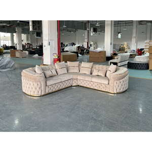 Juego <span class=keywords><strong>de</strong></span> Sofás Chesterfield <span class=keywords><strong>de</strong></span> Lujo Europeo, Patas en Oro Rosa, Tapizado en Terciopelo Blanco con Botones, Muebles para Sala <span class=keywords><strong>de</strong></span> Estar, Venta Directa <span class=keywords><strong>de</strong></span> Fábrica - Product Image 2