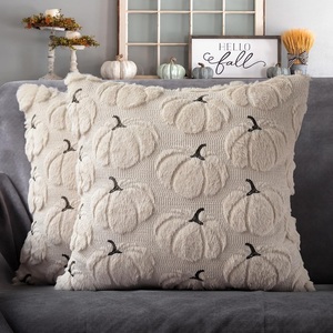 Housses de coussin décoratives en peluche douce 18x18 avec motifs citrouilles d'automne pour décorations de maison de Thanksgiving G25-523 - Product Image 4