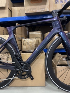 Vélo de course TWITTER R10 en fibre de carbone, 24 vitesses, avec transmission sans fil, coupe-vent - Product Image 3